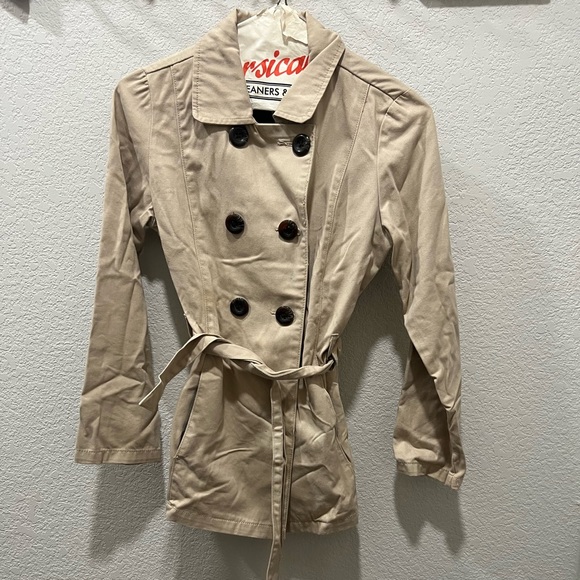 Girl’s 10/12 jacket - Picture 1 of 2